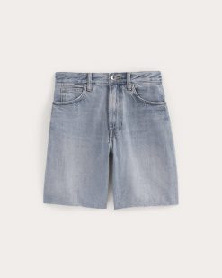 Alternative view of The OG Baggy Jean Short | Light Indigo