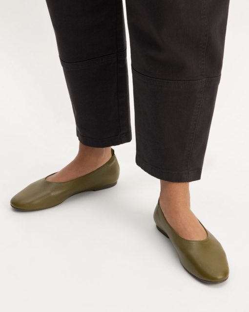 Alternative view of The Day Glove | Birch Green