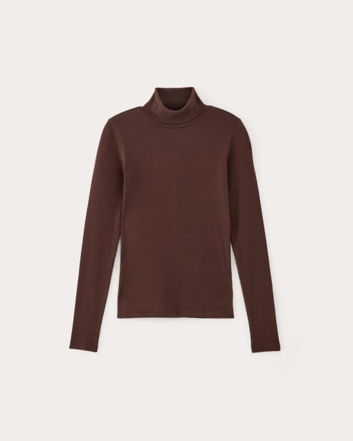 Alternative view of The Luxe Rib Turtleneck | Dark Mahogany
