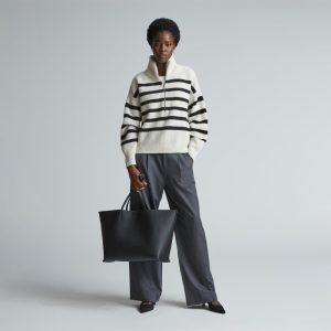 Alternative view of The Luxe Italian Leather Tote | Black