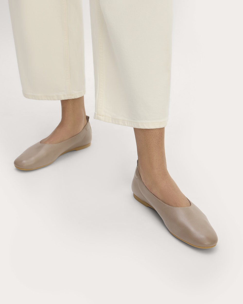 The Day Glove | Mocha - Image 2