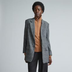 Alternative view of The Oversized Blazer in Wool | Glen Plaid