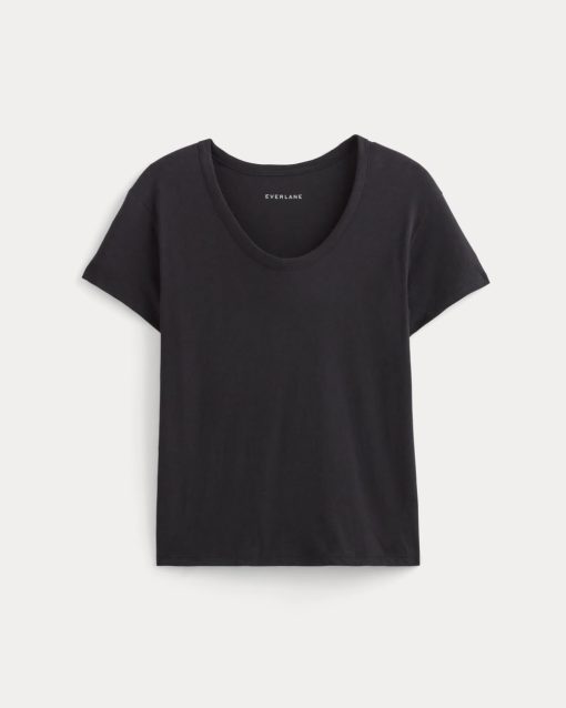 Alternative view of The Air Scoop-Neck Tee | Black