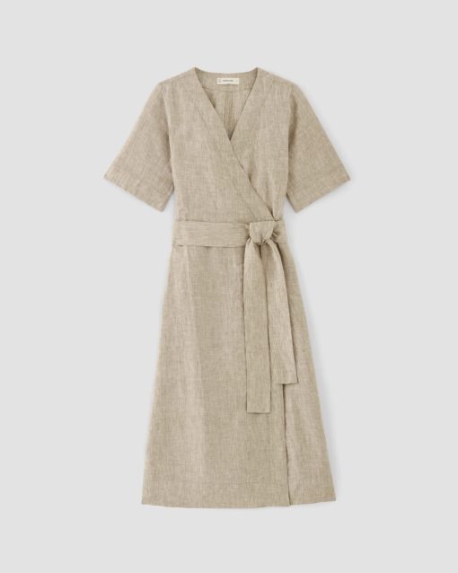 Alternative view of The Wrap Dress in Linen | Cornstalk Chambray