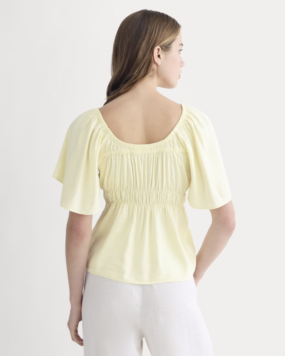 The Flutter-Sleeve Top in Stretch Linen | Light Yellow - Image 5