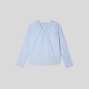Alternative view of The Poplin Breeze Shirt | Light Blue