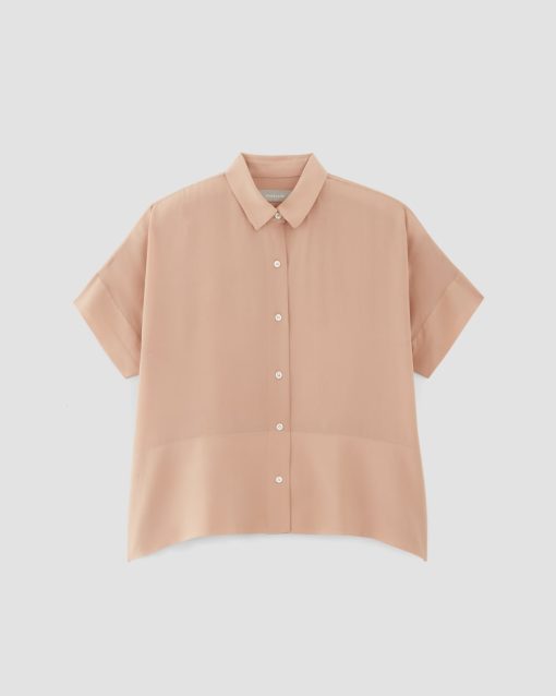 Alternative view of The Boxy Shirt in Washable Silk | Blush Pink