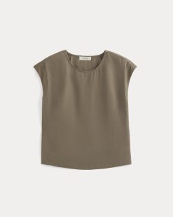 Alternative view of The Muscle Top in Butterlite | Deep Taupe