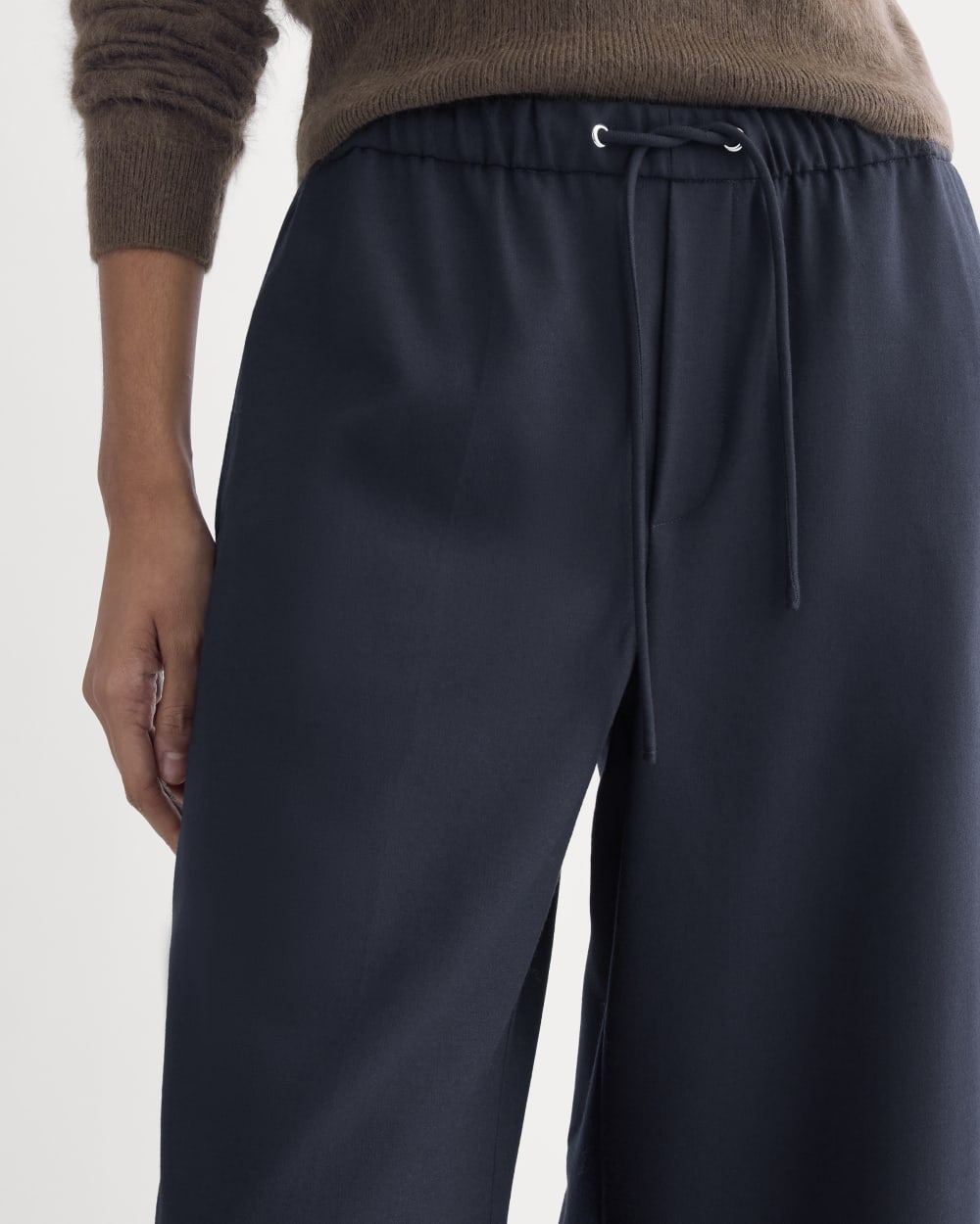 The Pull-On Trouser in Tailor Twill | Midnight Navy - Image 4