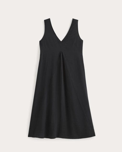 Alternative view of The V-Neck Dress in SoftLuxe | Black