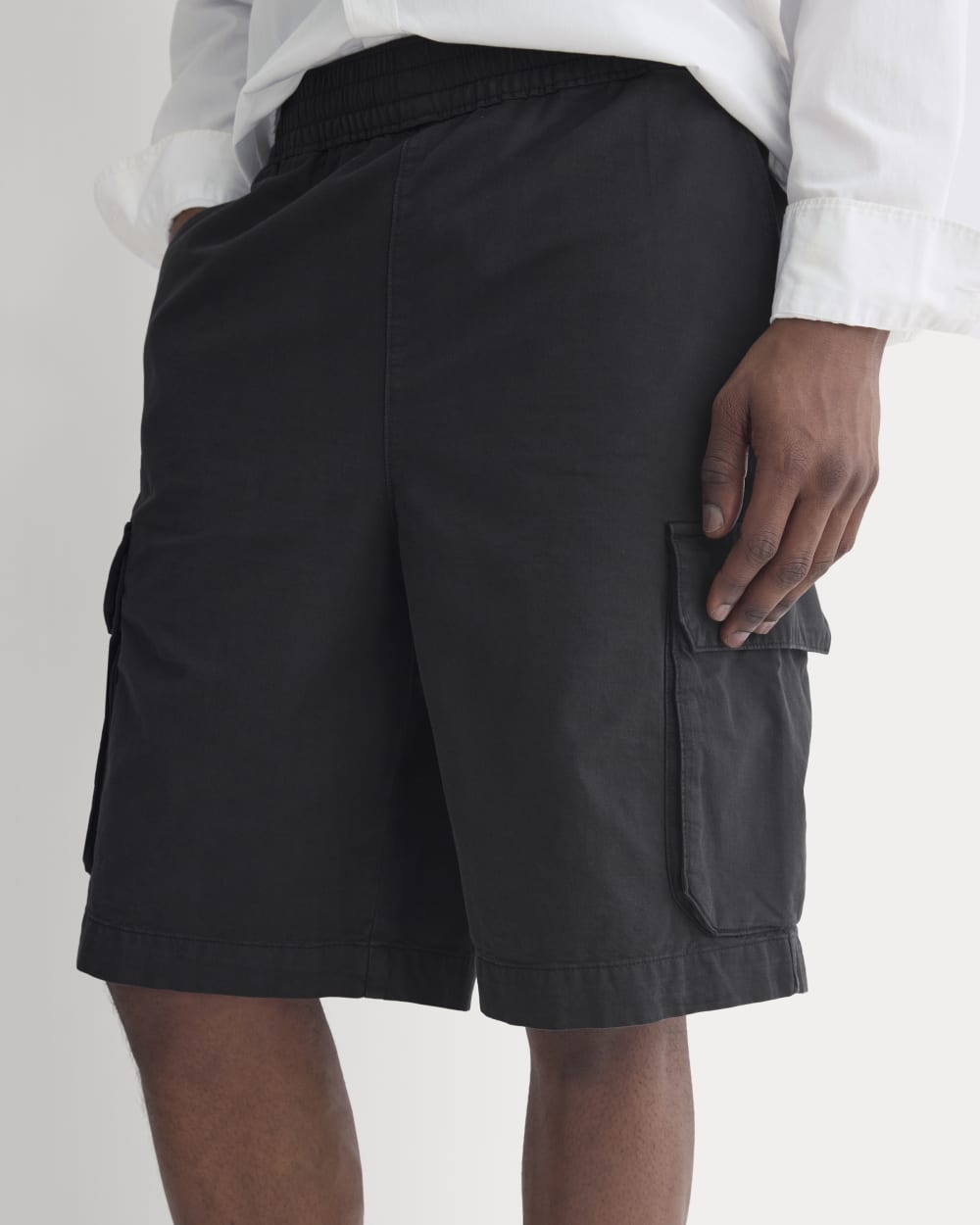 Pull-On Cargo Short | Black - Image 4