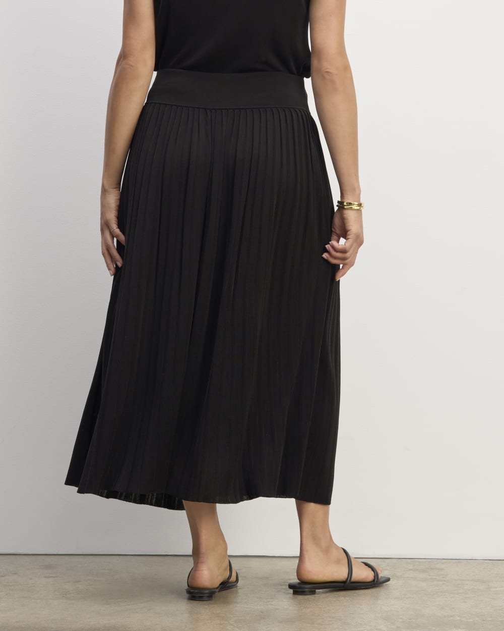 The Pleated Skirt | Black - Image 6