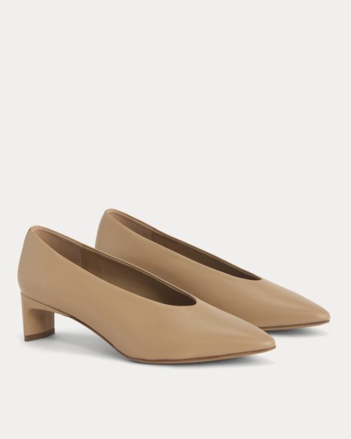 Alternative view of Made in Italy Almond-Toe Pump | Affogato