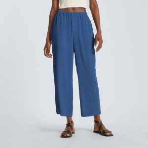 Alternative view of The Naia™ Ripple Pant | Deep Blue