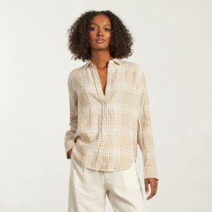 Alternative view of The Must-Have Shirt in Linen | Iced Coffee Grid