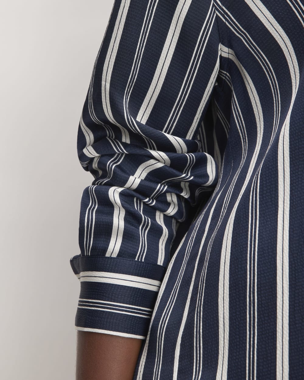The Satin Relaxed Shirt | Navy / Bone - Image 5