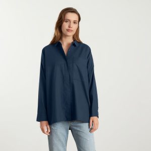 Alternative view of The Oversized Silky Cotton Shirt | Navy