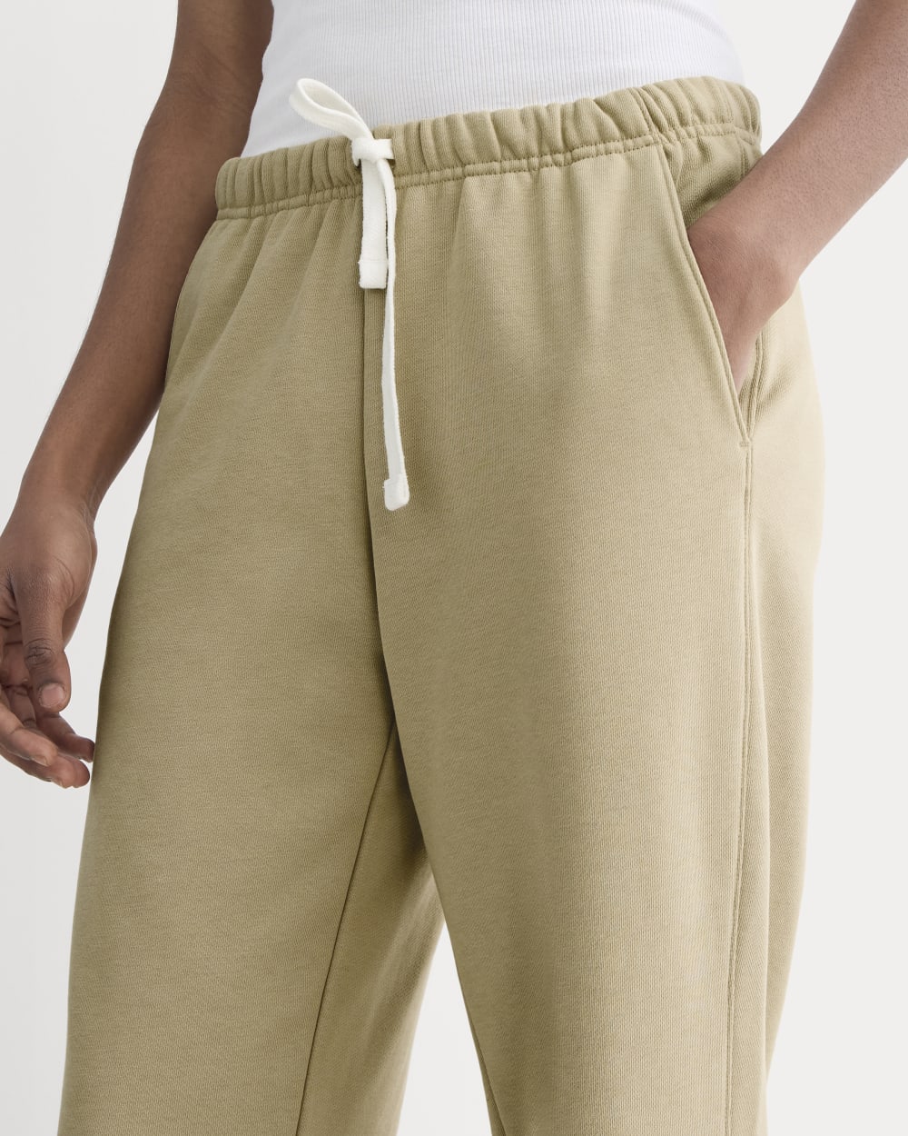 The Off-Duty Jogger | Classic Khaki - Image 4