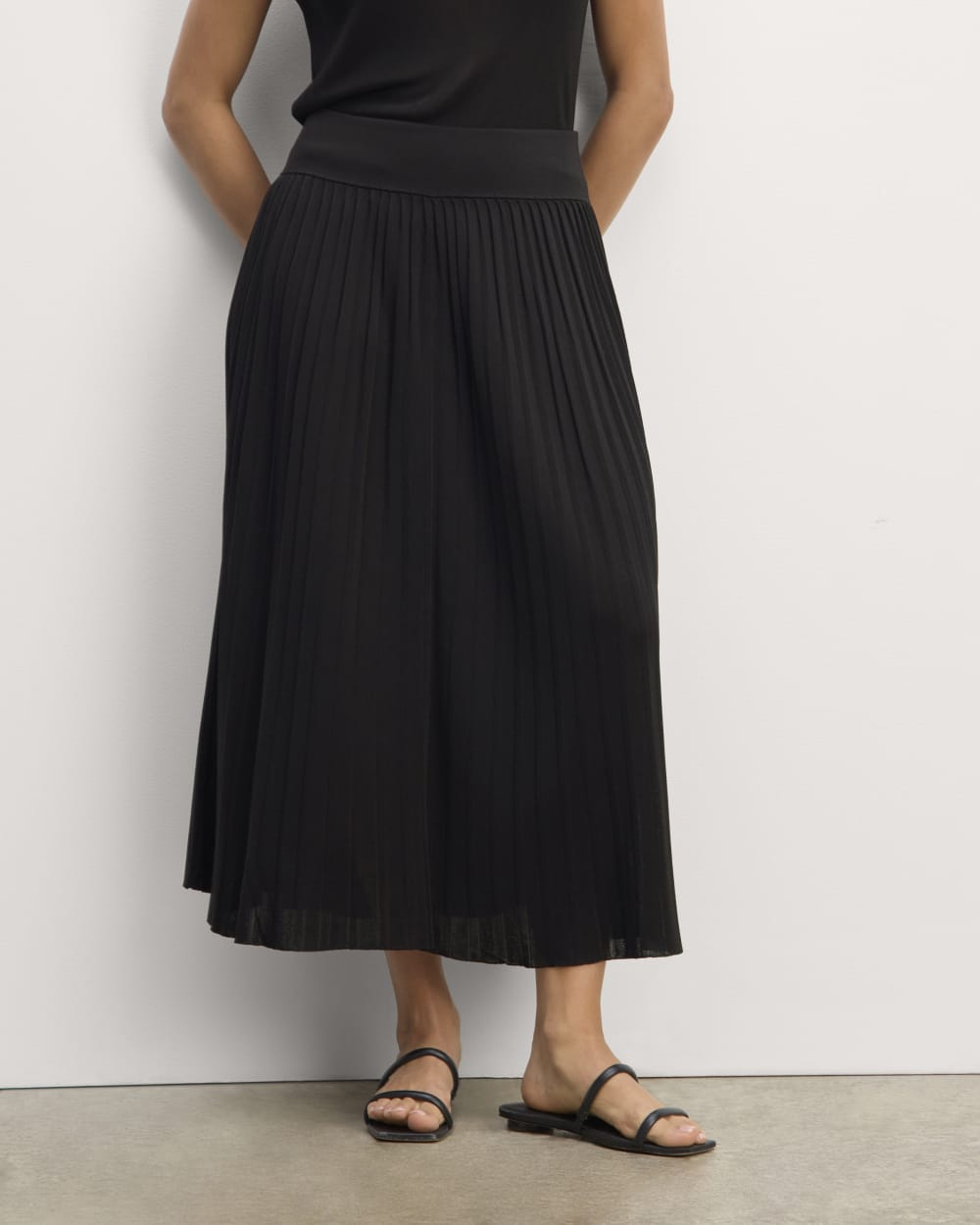 The Pleated Skirt | Black - Image 3