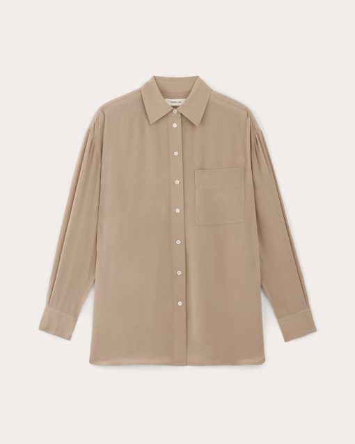 Alternative view of The Boyfriend Shirt in Washable Silk | Chanterelle