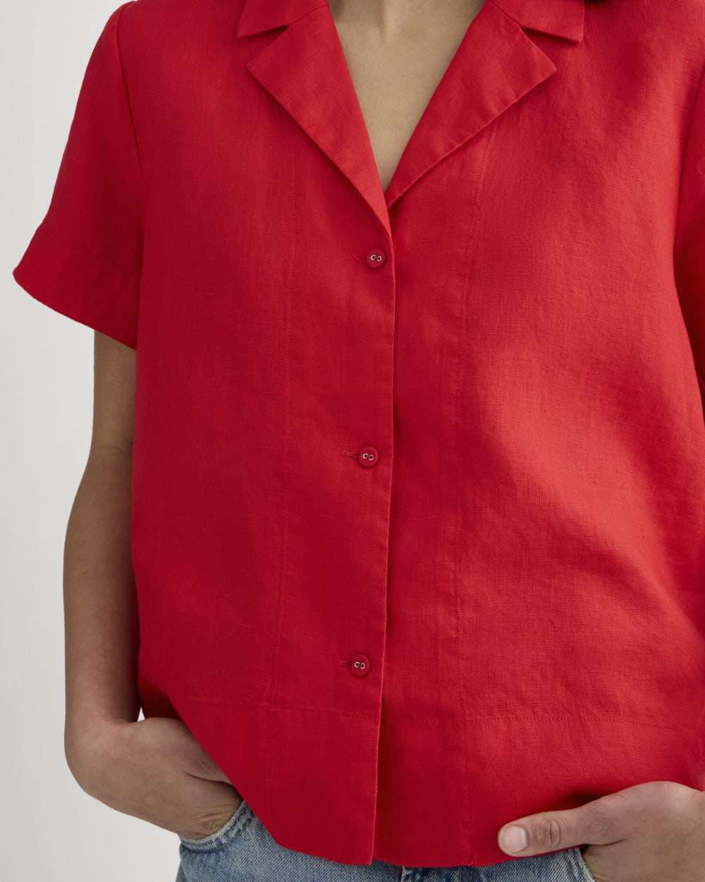 The Notch Shirt in Linen | Classic Red - Image 4