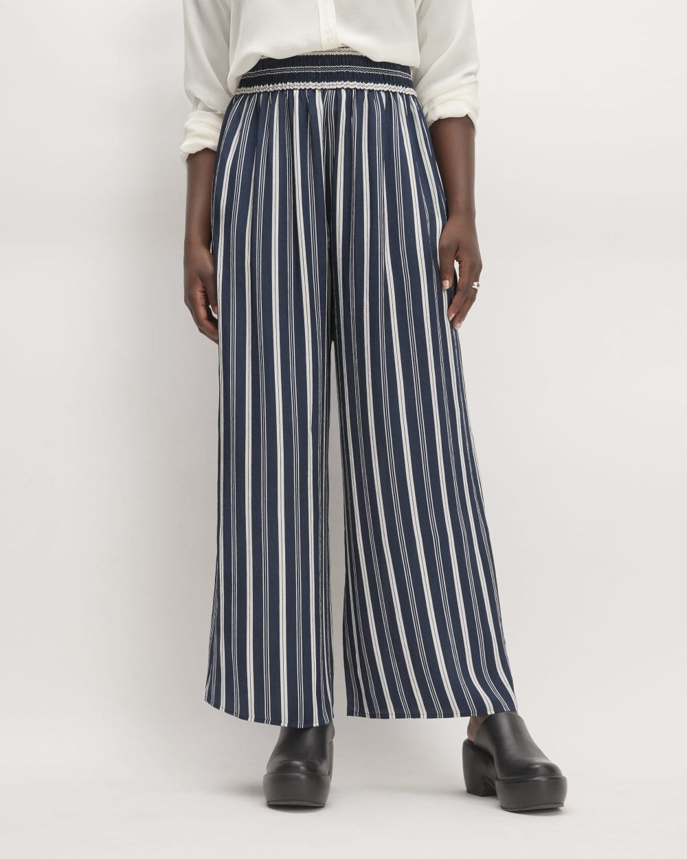 The Satin Pull-On Pant | Navy / Bone