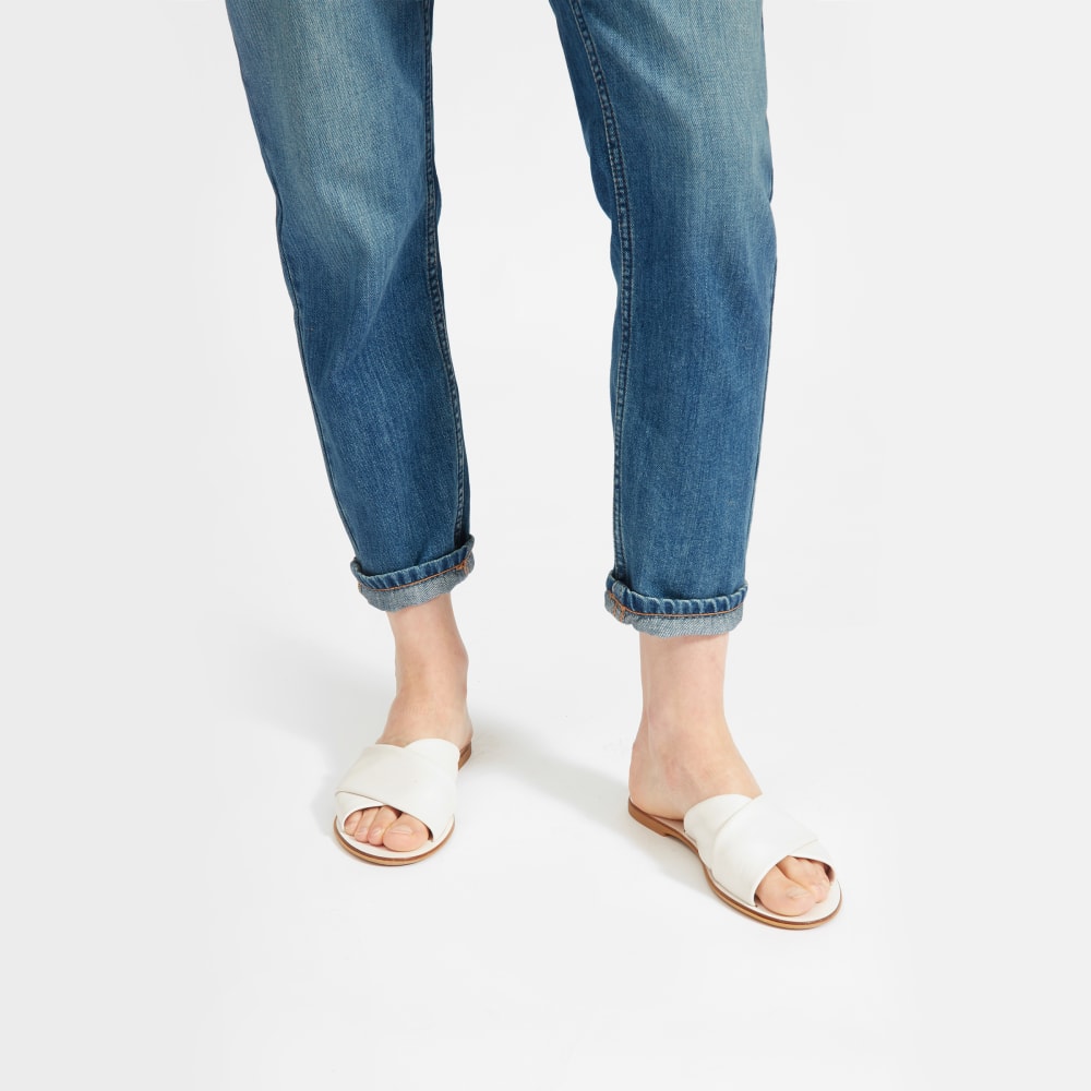 The Super-Soft Relaxed Jean | Mid Blue - Image 15