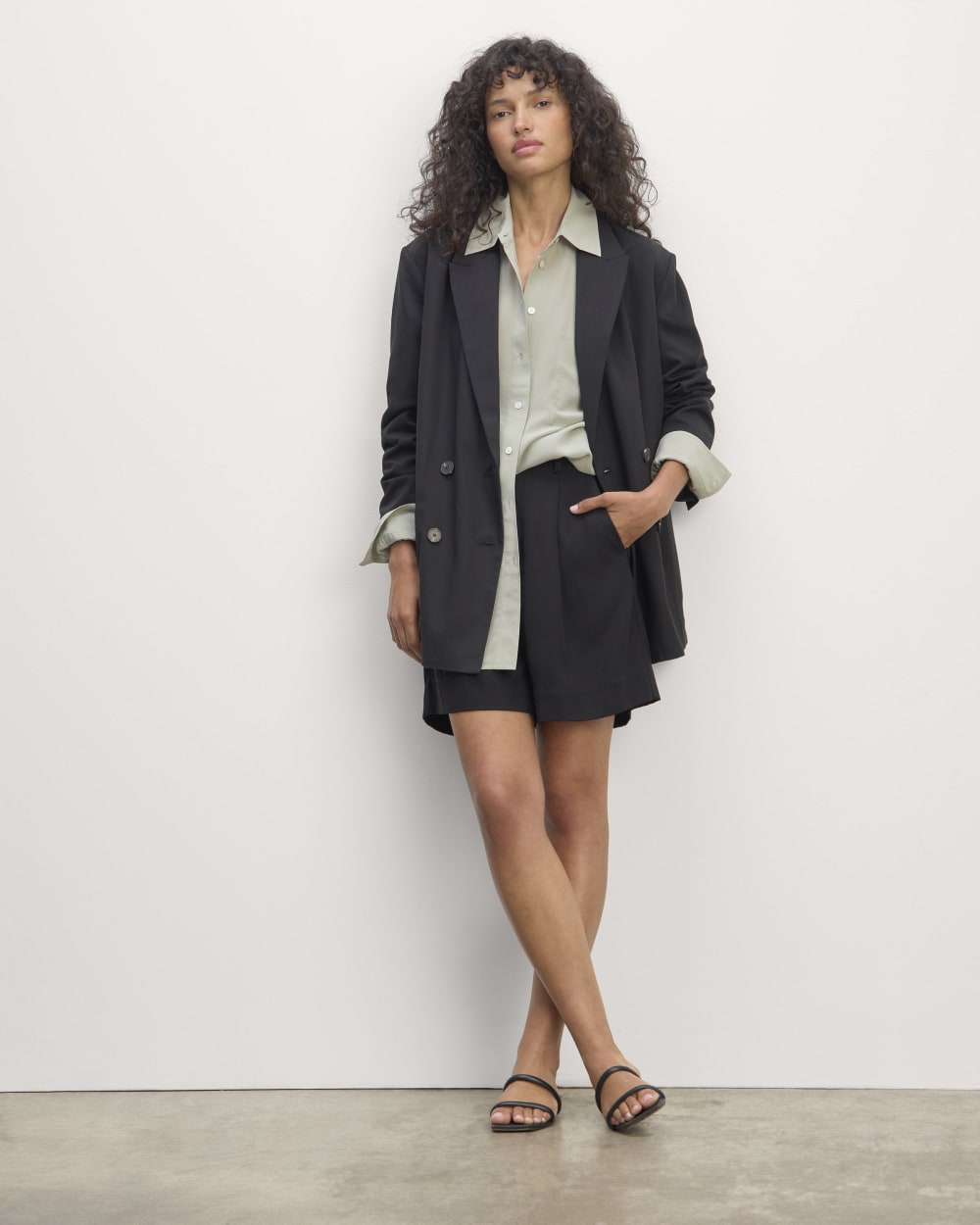 The Boyfriend Shirt in Washable Silk | Seagrass - Image 3
