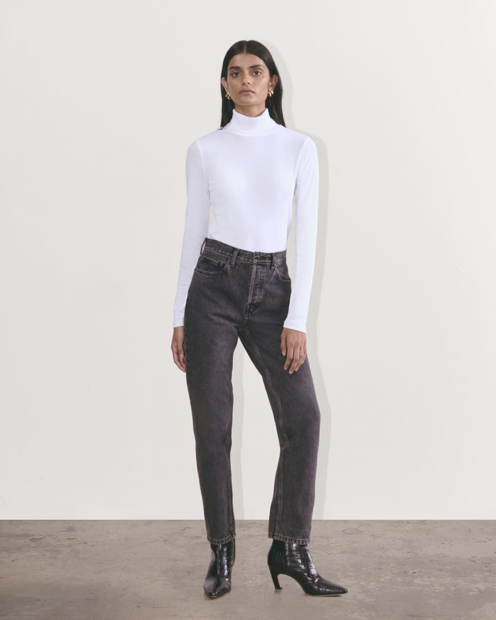 The Luxe Rib Turtleneck | White - Image 3