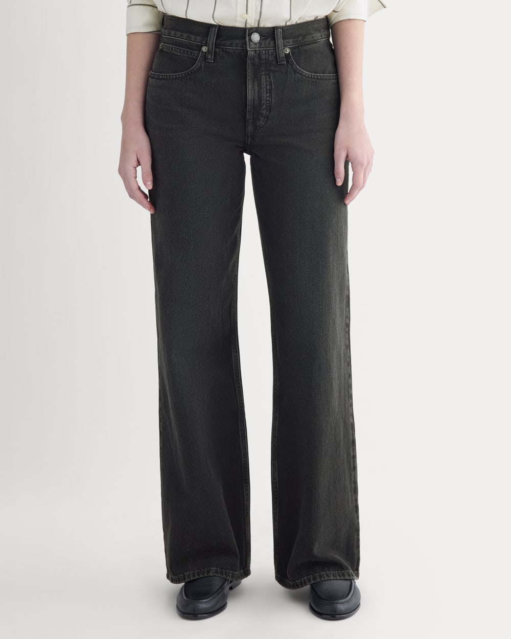 Relaxed Mid-Rise Bootcut Jean | Black - Image 4