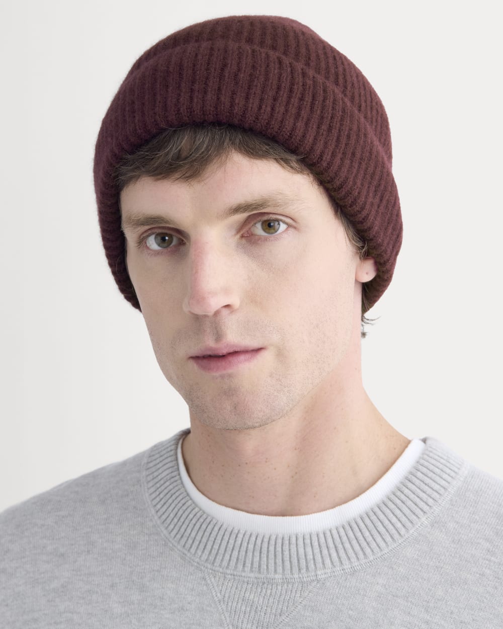 The Cashmere Ribbed Beanie | Wine - Image 3