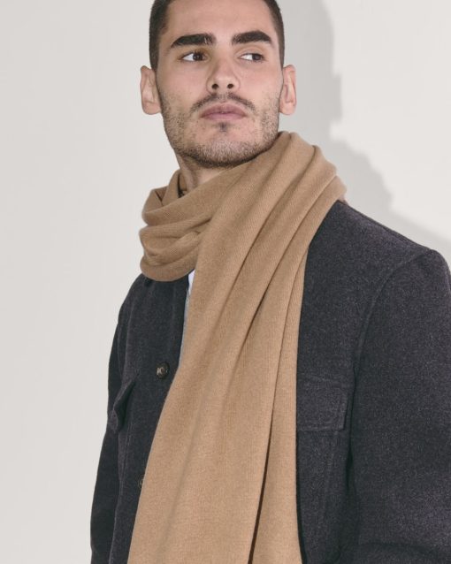 Alternative view of The Cashmere Scarf | Tiger's Eye
