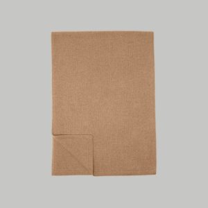 Alternative view of The Cashmere Scarf | Light Camel
