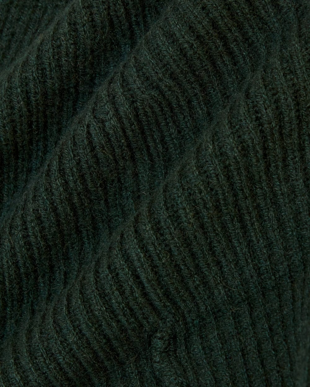 The Cashmere Ribbed Beanie | Scarab - Image 3