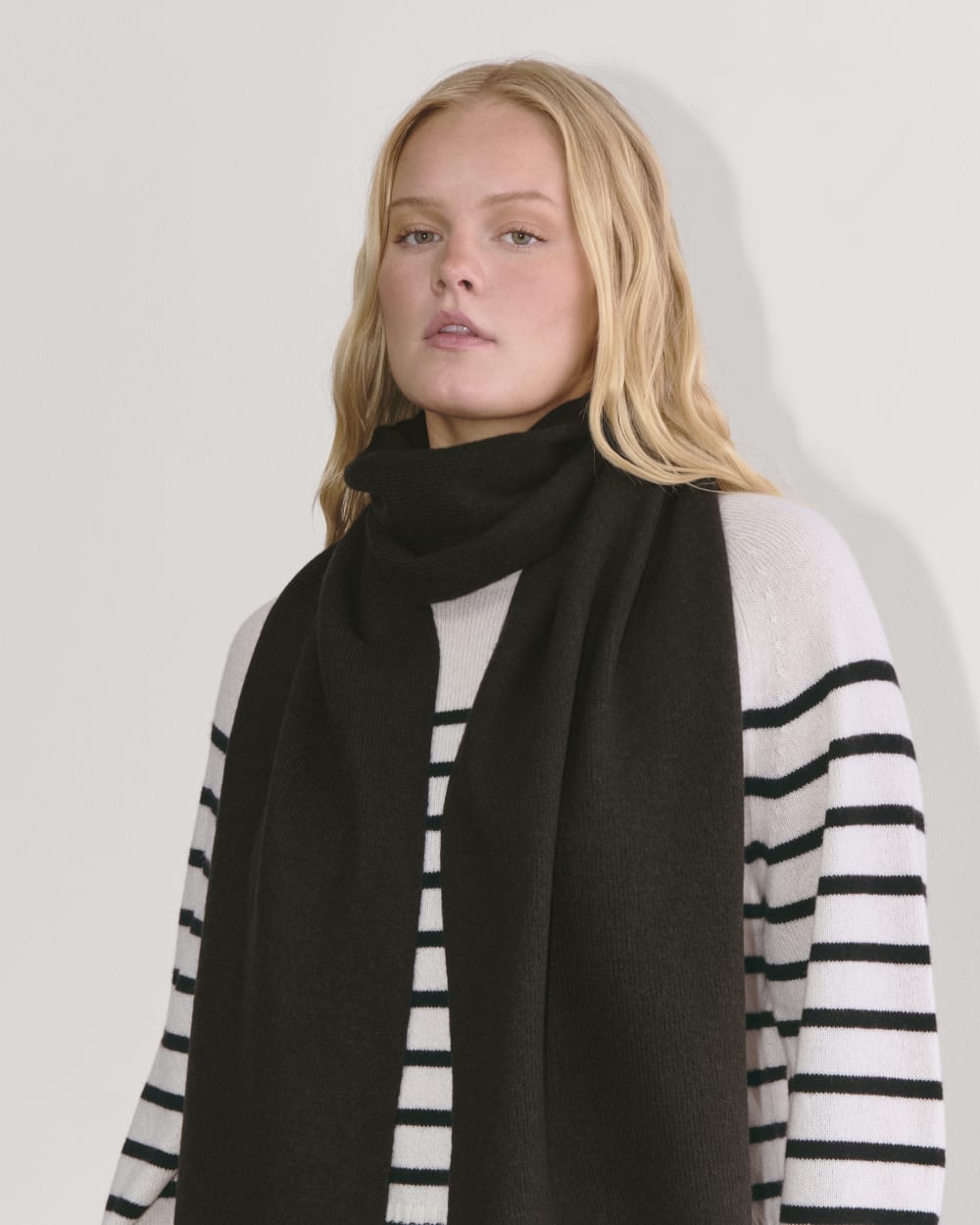 The Cabin Scarf | Black - Image 2