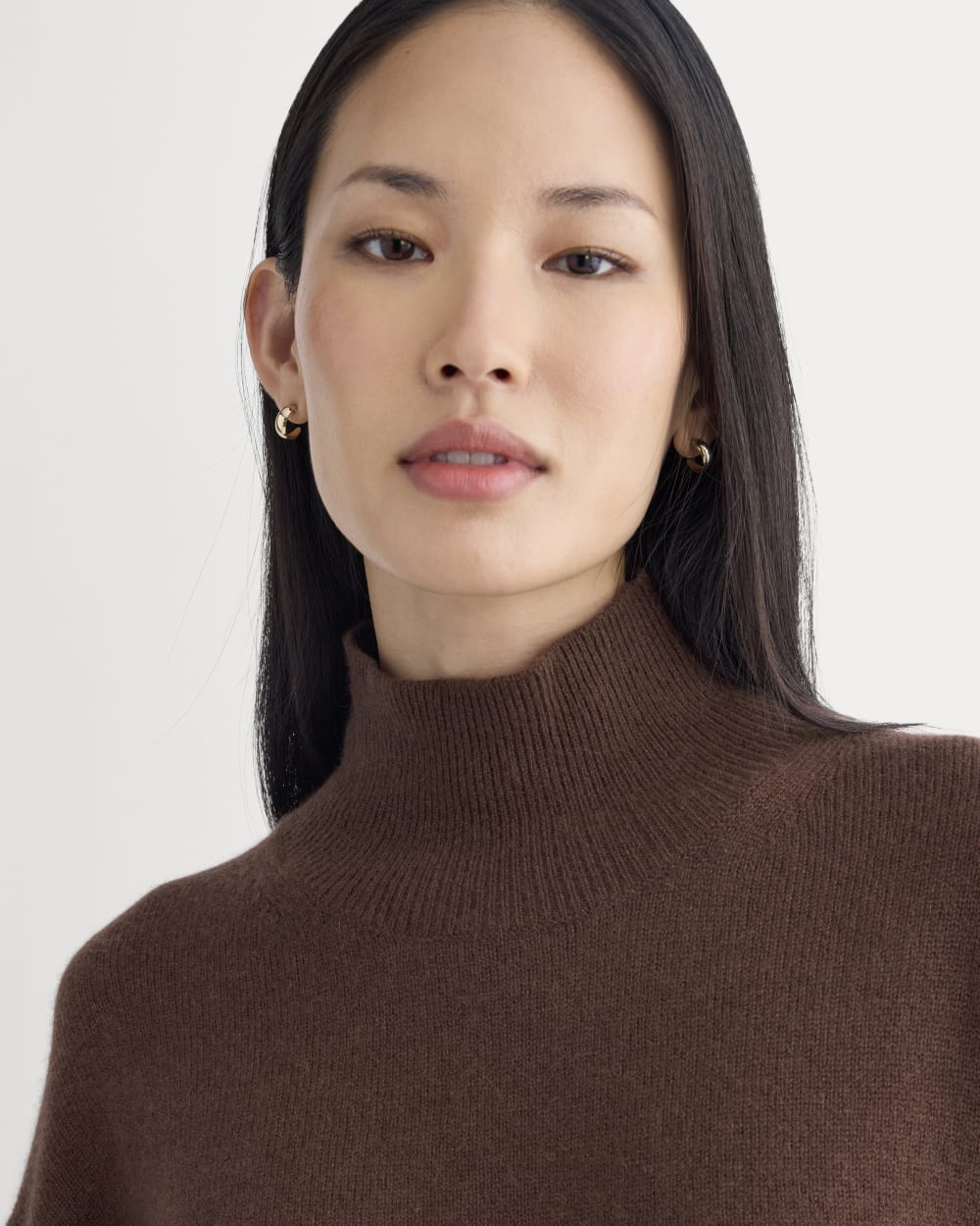 The Boxy Turtleneck in Cashmere | Dark Mahogany - Image 4