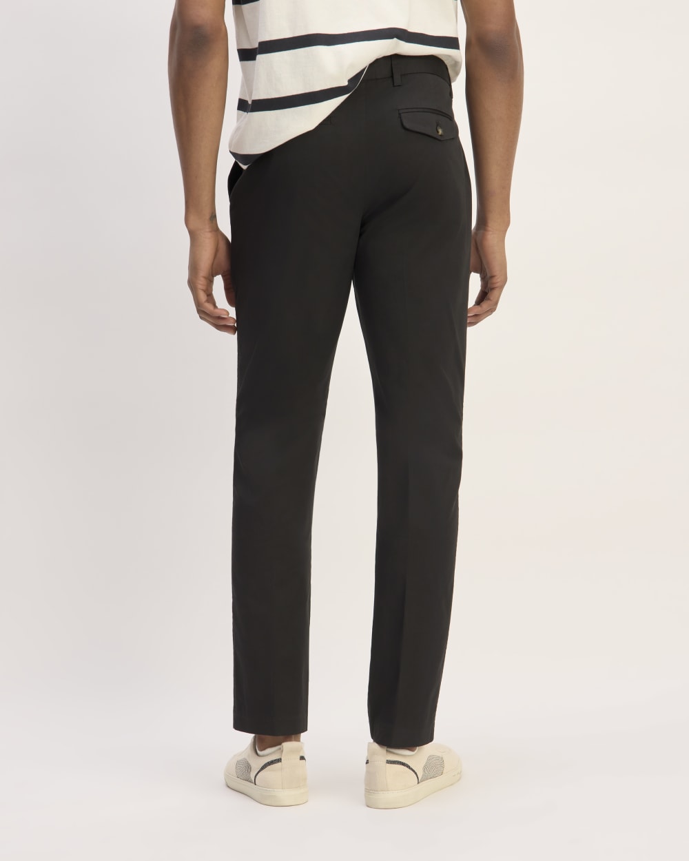 The Relaxed Taper Air Chino | Black - Image 6