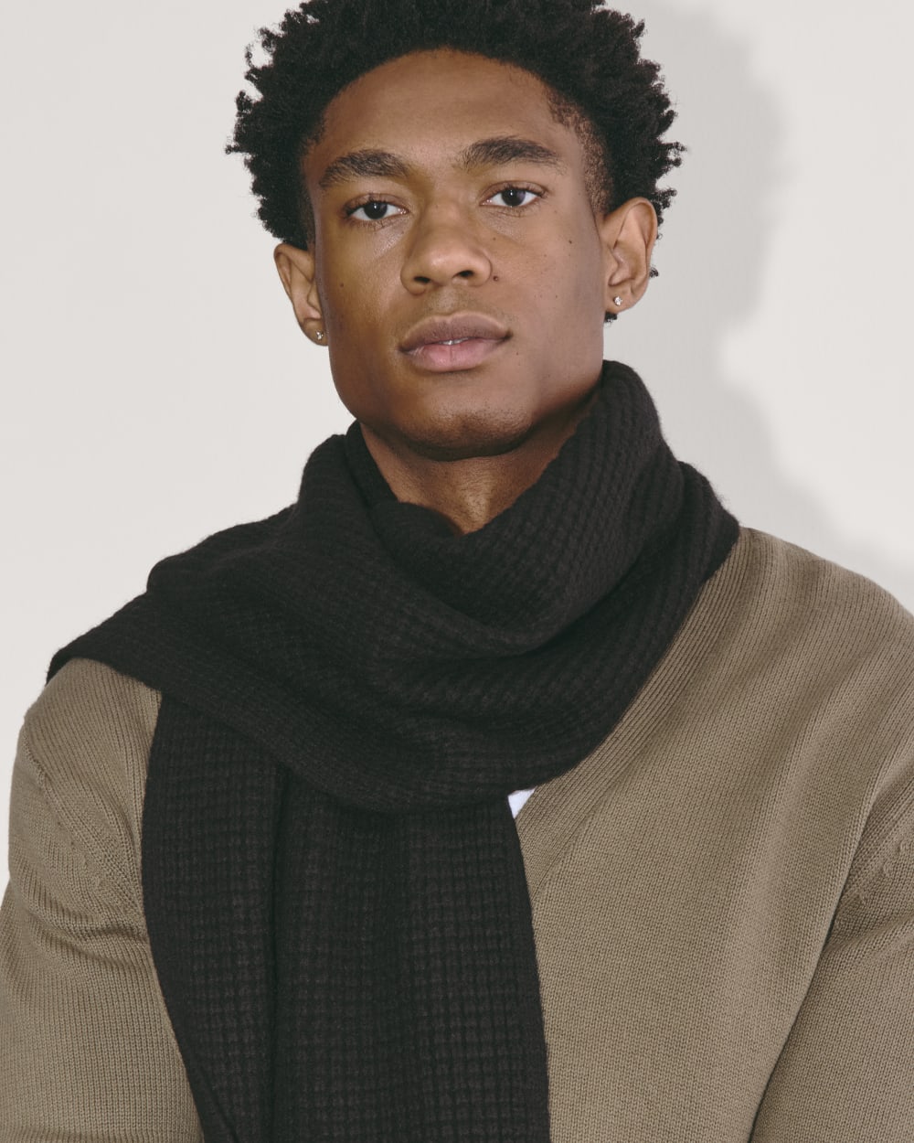 The Waffle Scarf | Black - Image 3