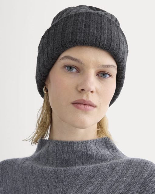 Alternative view of Chunky Ribbed Beanie | Heathered Soot
